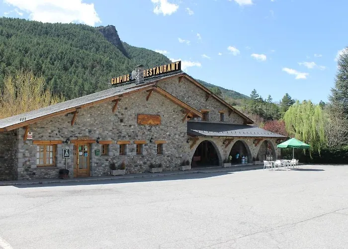 مكان تخييم Pont D'ardaix