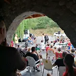 Pont D'ardaix Kamp alanı El Pont de Bar